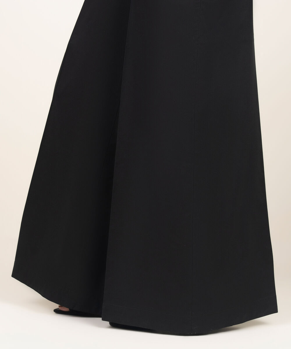 Women's RTW Lawn Solid Black Flared Pants