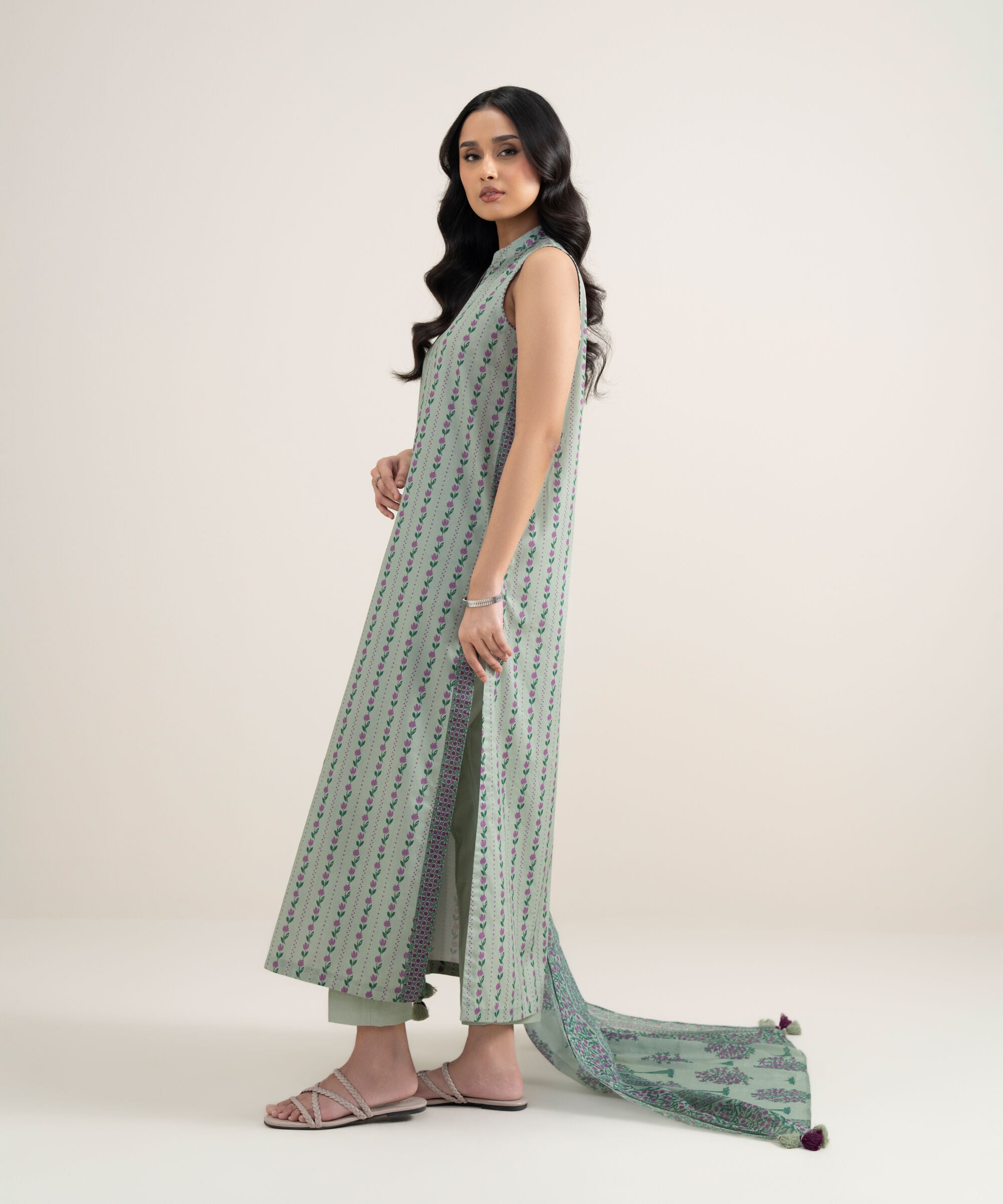 Unstitched 3 PC U3PDDS26V565