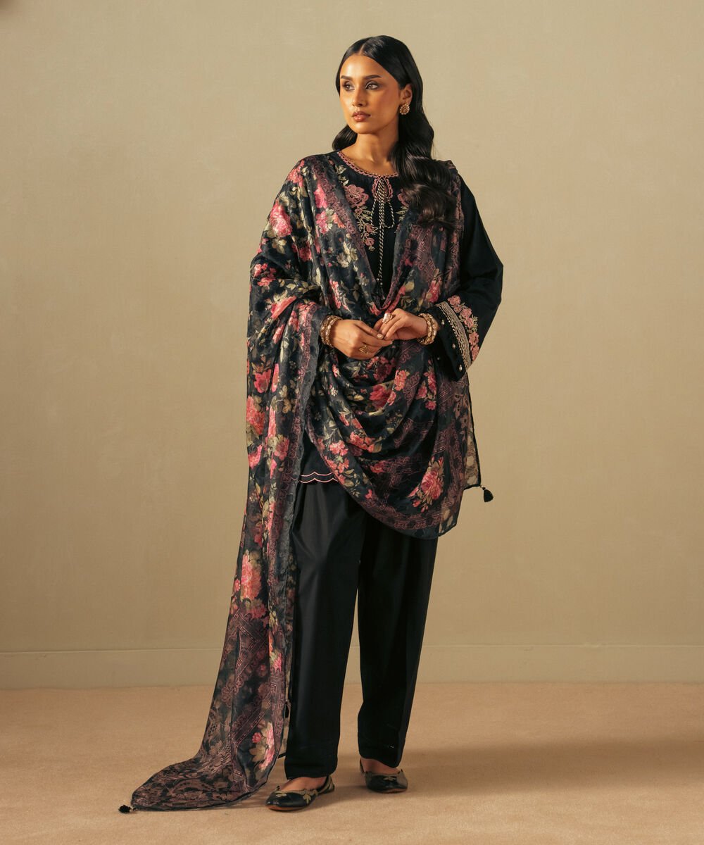 Brochea Jacquard Printed Black Dupatta