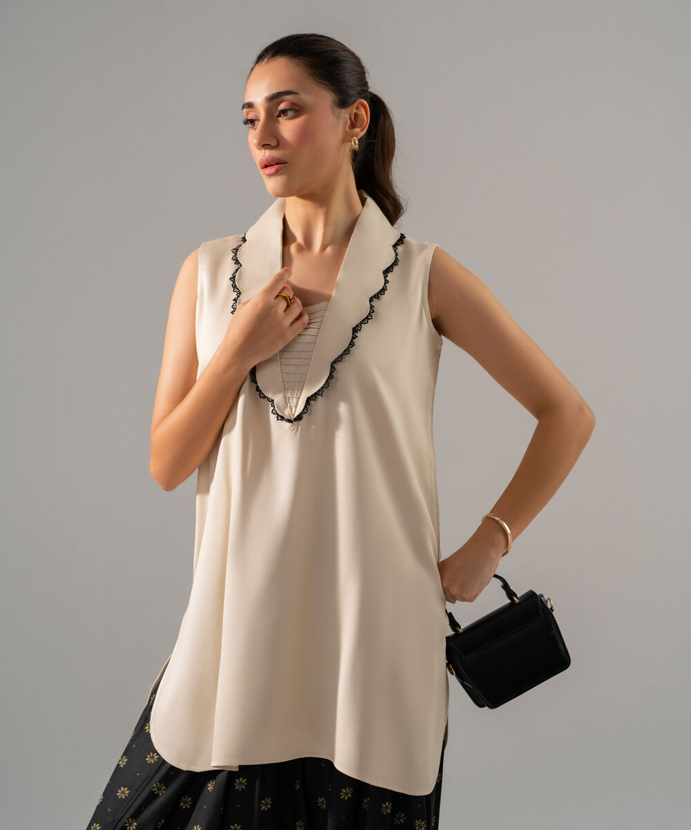 Women's RTW Bedford Solid Off White Straight Shirt