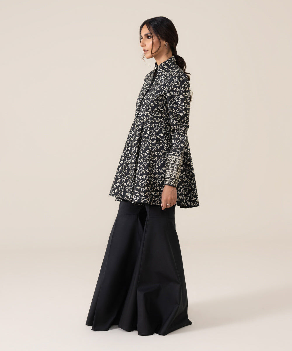 Unstitched Women's Printed Lawn Monochrome 3 Piece Suit