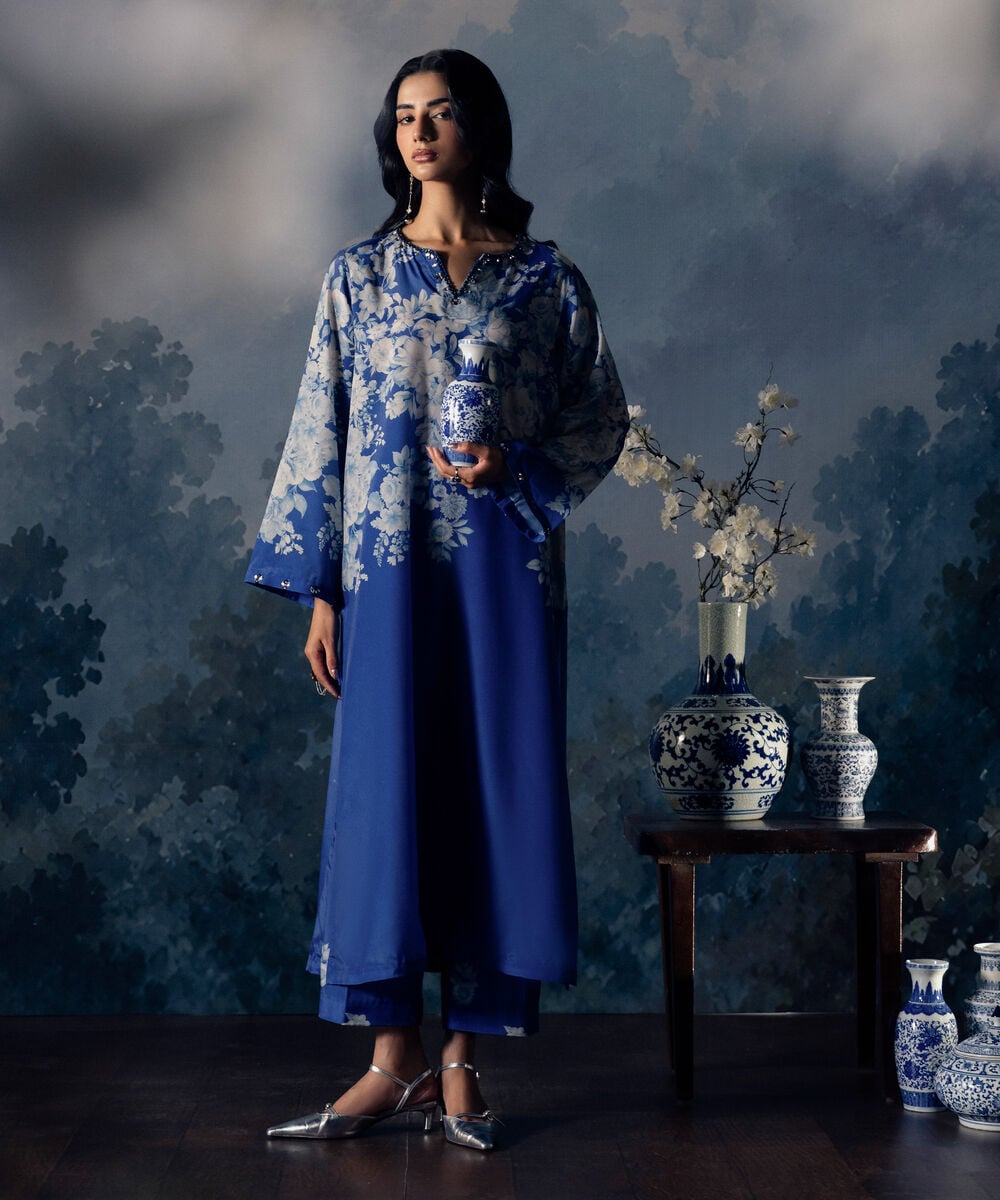 Women's RTW Printed Blue Blended Grip 2 Piece Suit