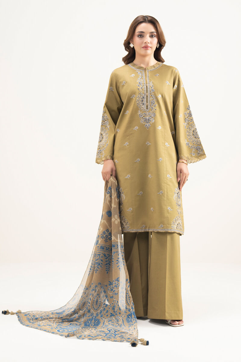 3 Piece - Embroidered Lawn Suit