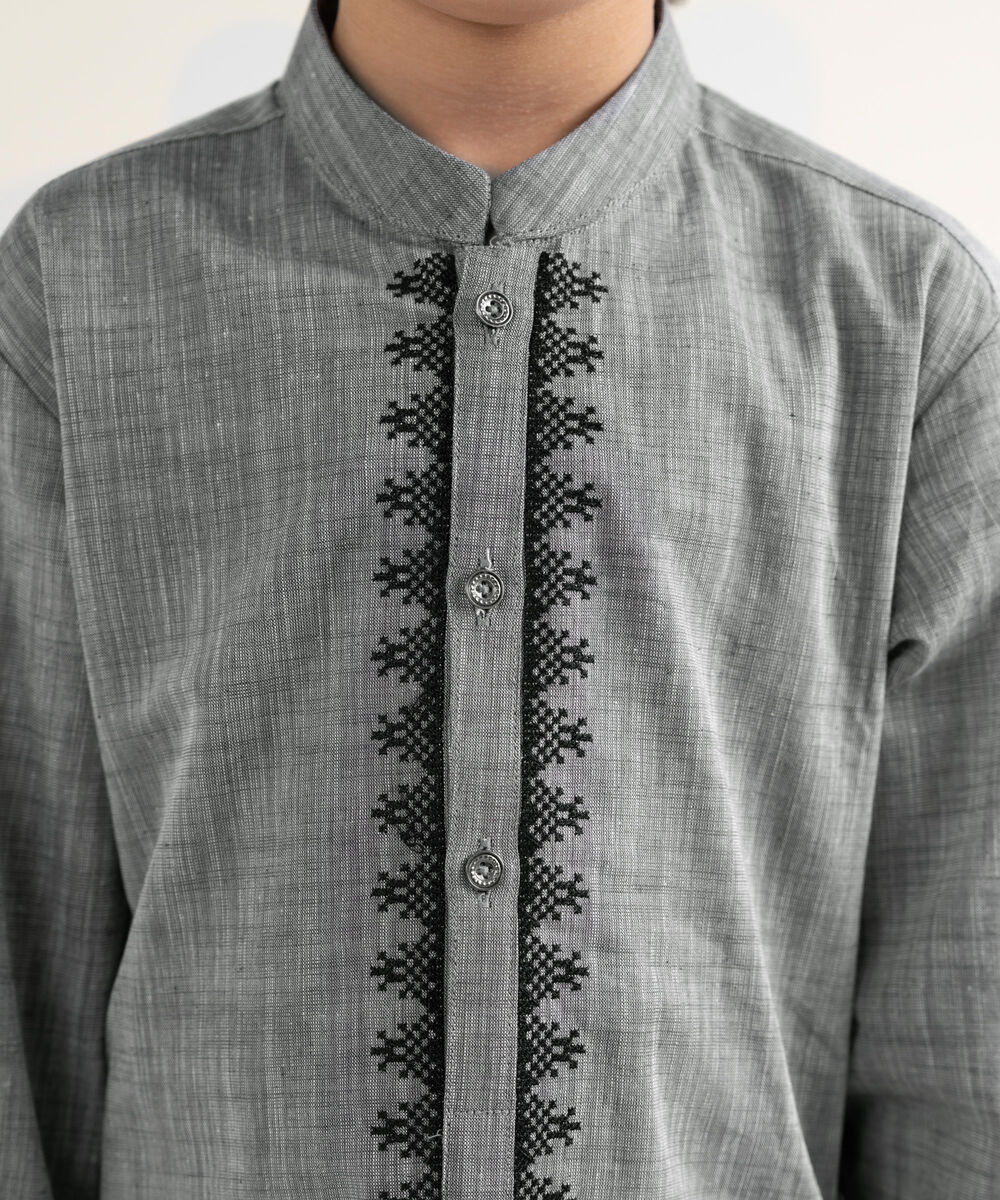 Men's Yarndyed Wash & Wear Embroidered Grey Kurta