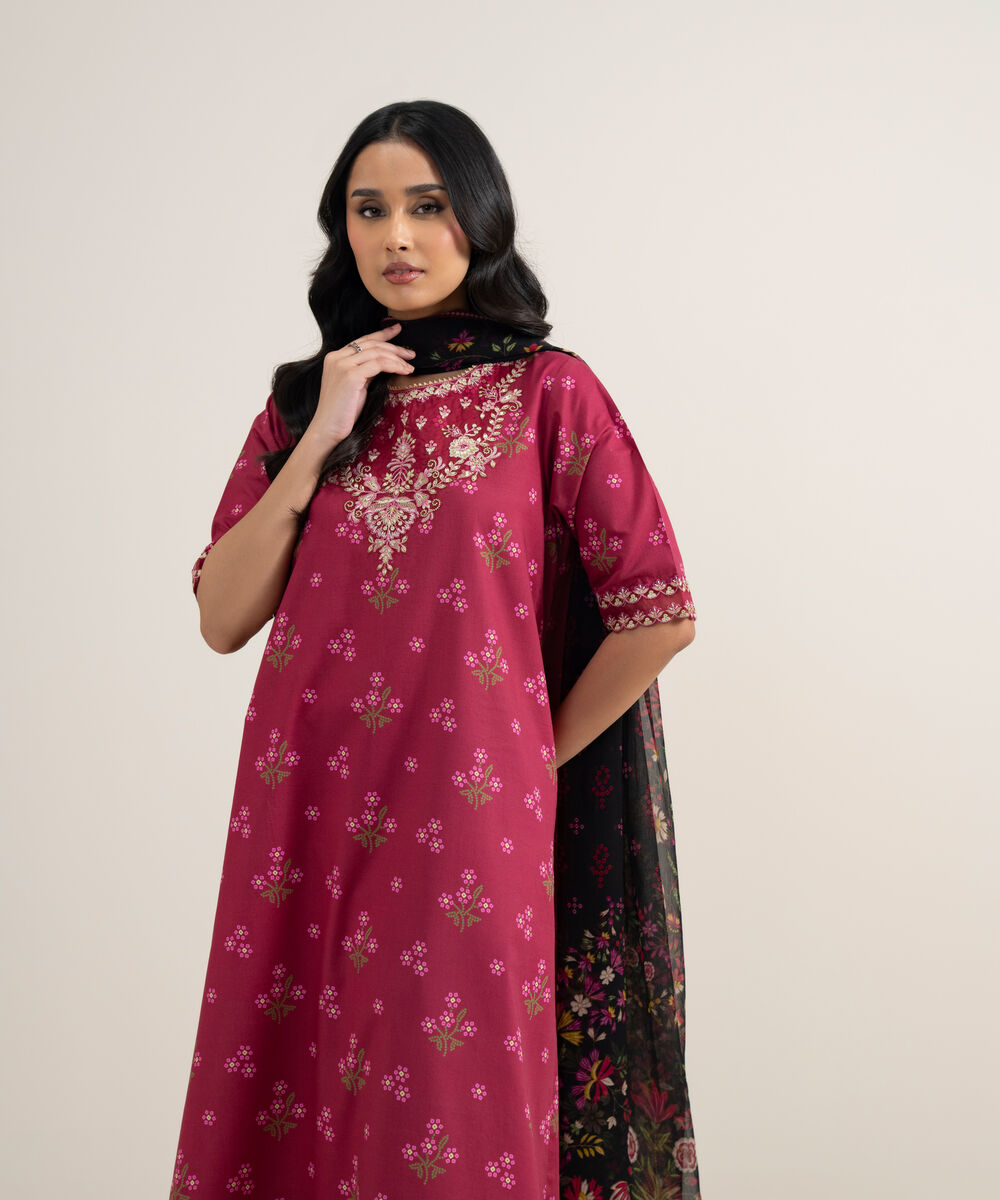 Women's Unstitched Lawn Embroidered Magenta 3 Piece Suit