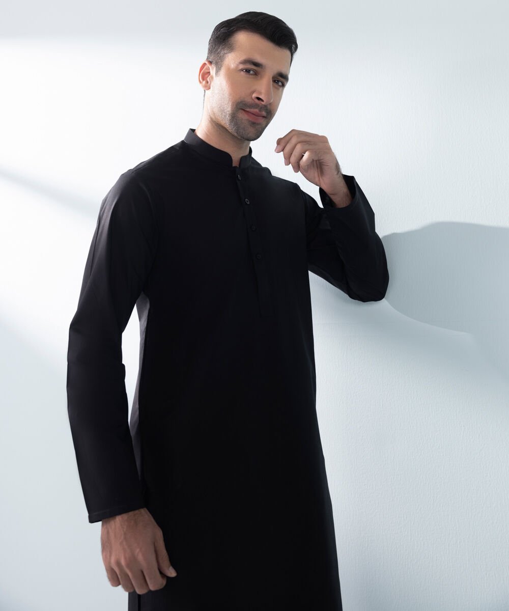 Man - Black Cotton Suit