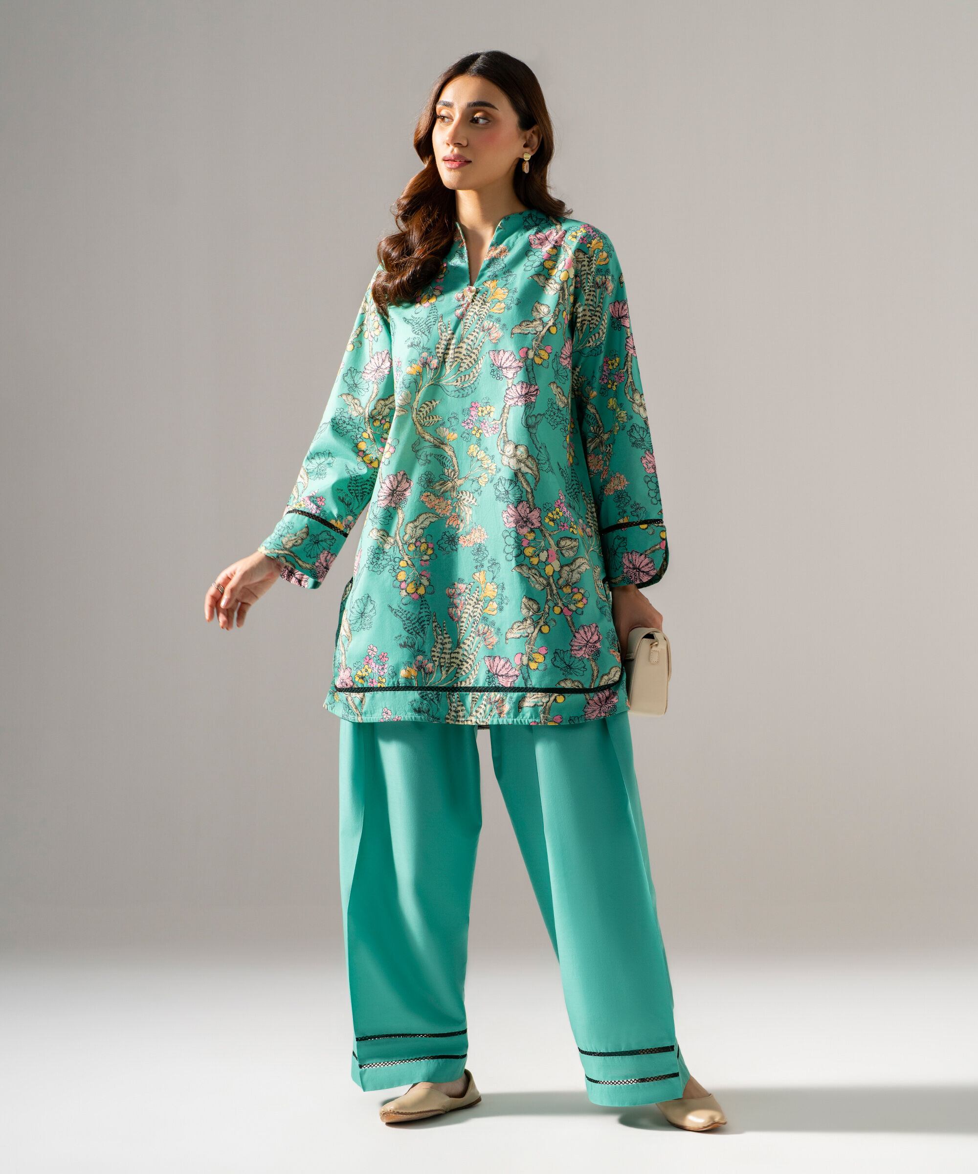 Retail Price: 3990/-PKR