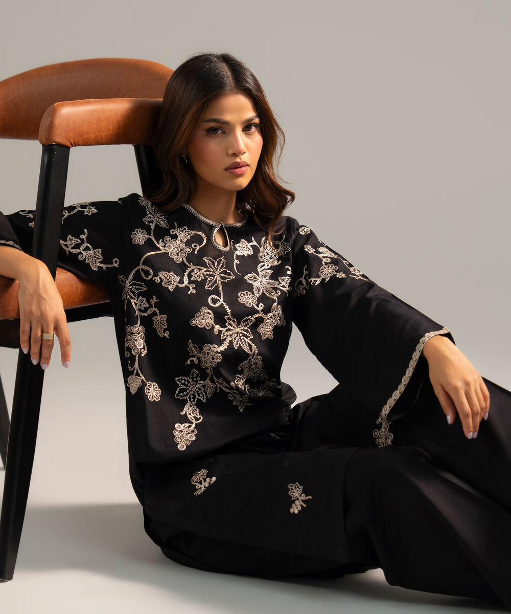 Women's RTW Dobby Embroidered Black Straight Shirt