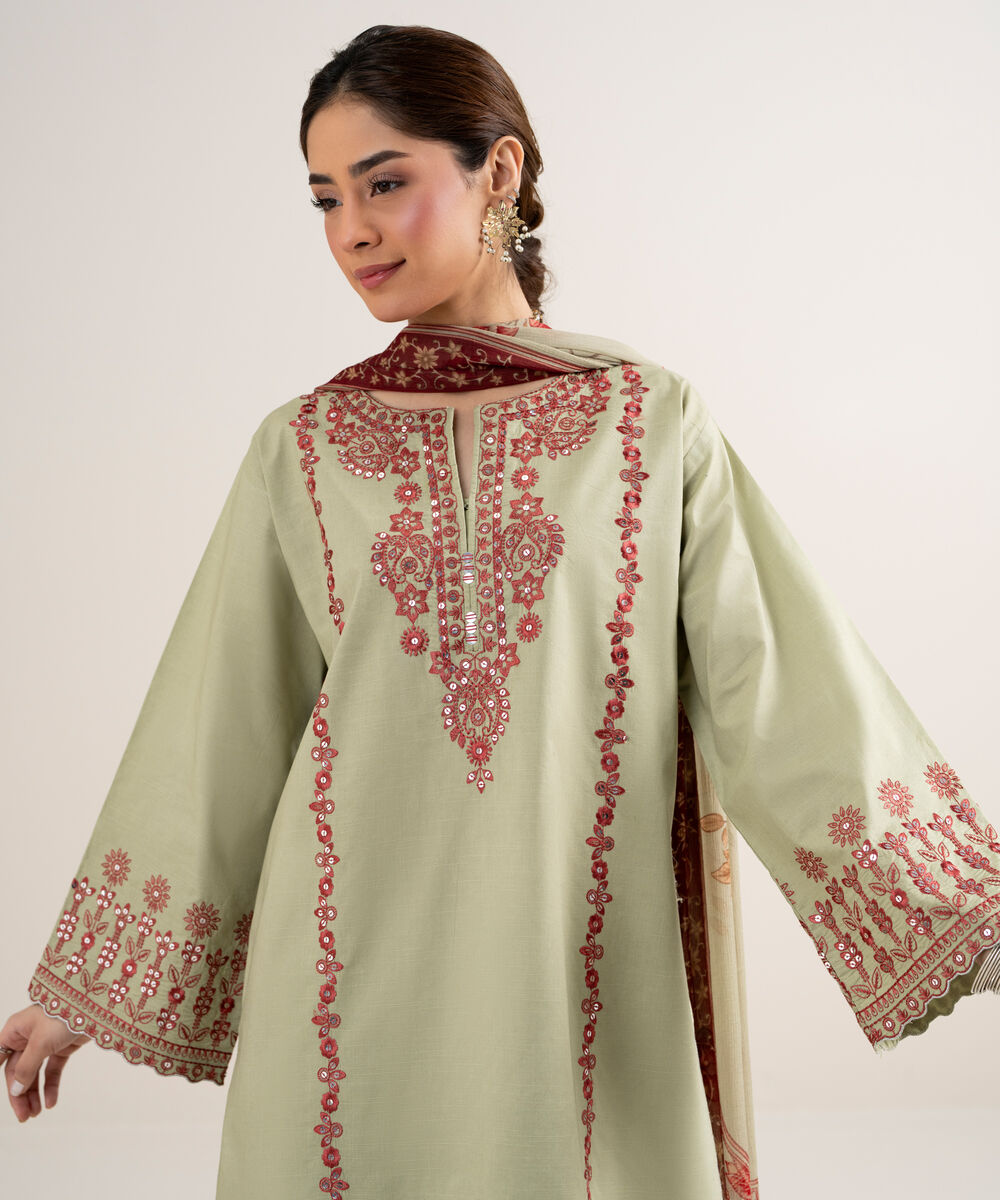 Women's Unstitched Textured Lawn Embroidered Green 3 Piece Suit