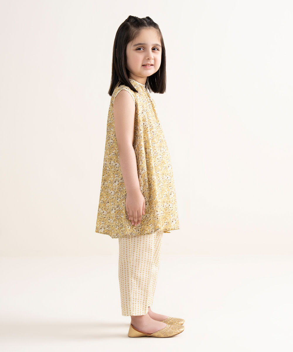 Girls Two Piece Printed Arabic Lawn Suit