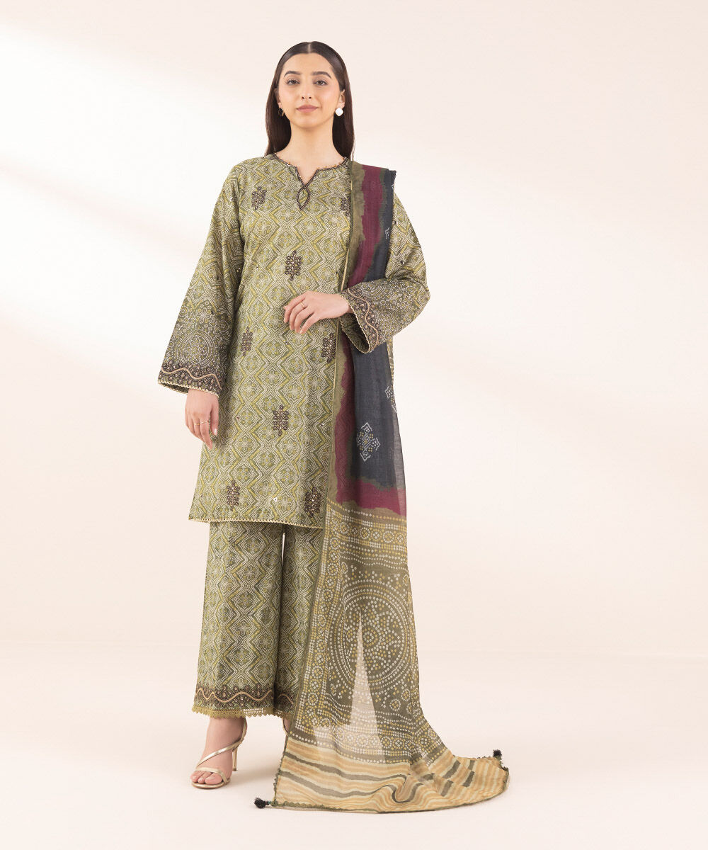 Woman - Green Embroidered Zari Lawn Shirt