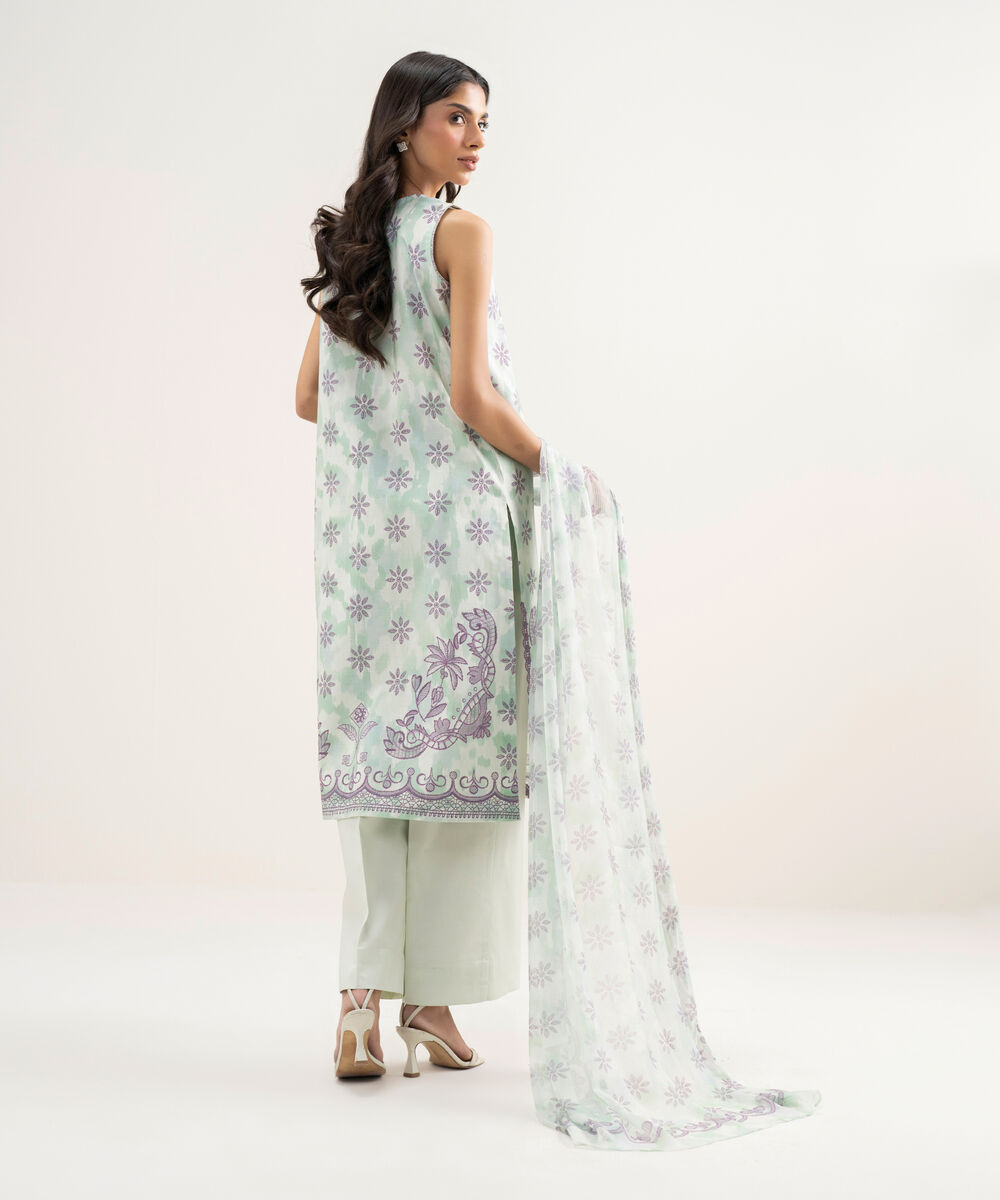 Women's Unstitched Lawn Embroidered Green 3 Piece Suit