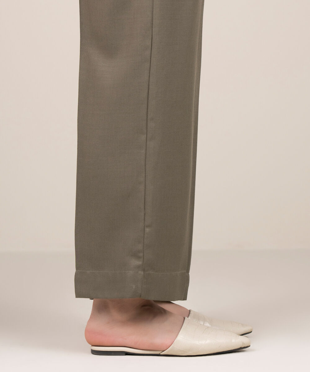 Women's RTW Herringbone Solid Grey Straight Pants