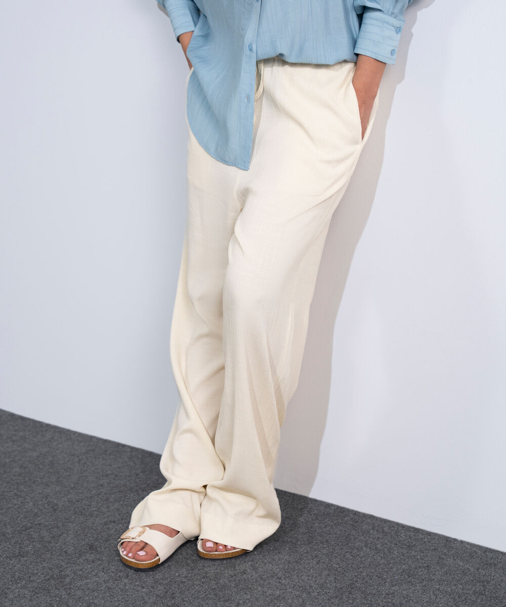 Women's Western Off-White Pull-On Seersucker Trousers