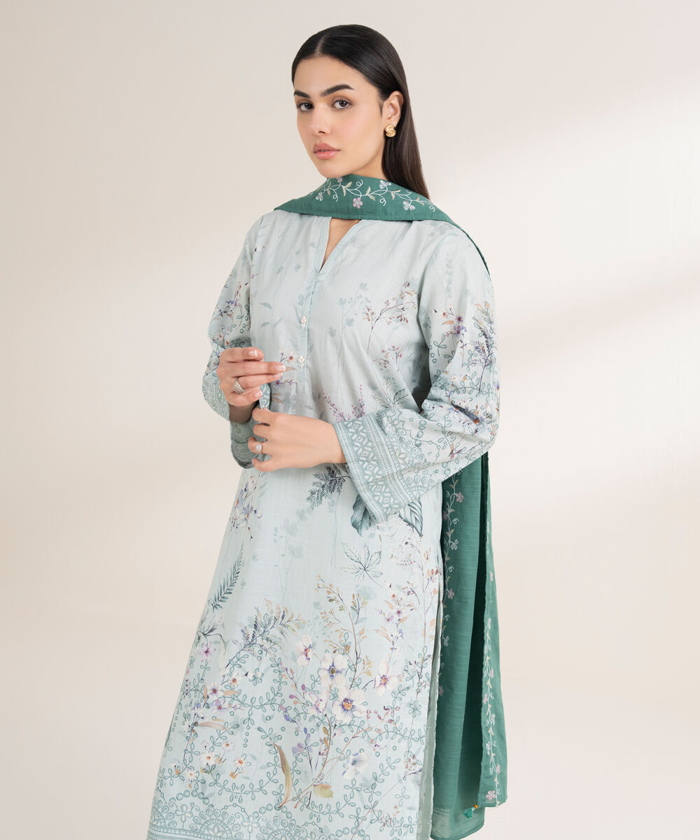 Women's RTW Cross Hatch Embroidered Light Blue 3 Piece Suit