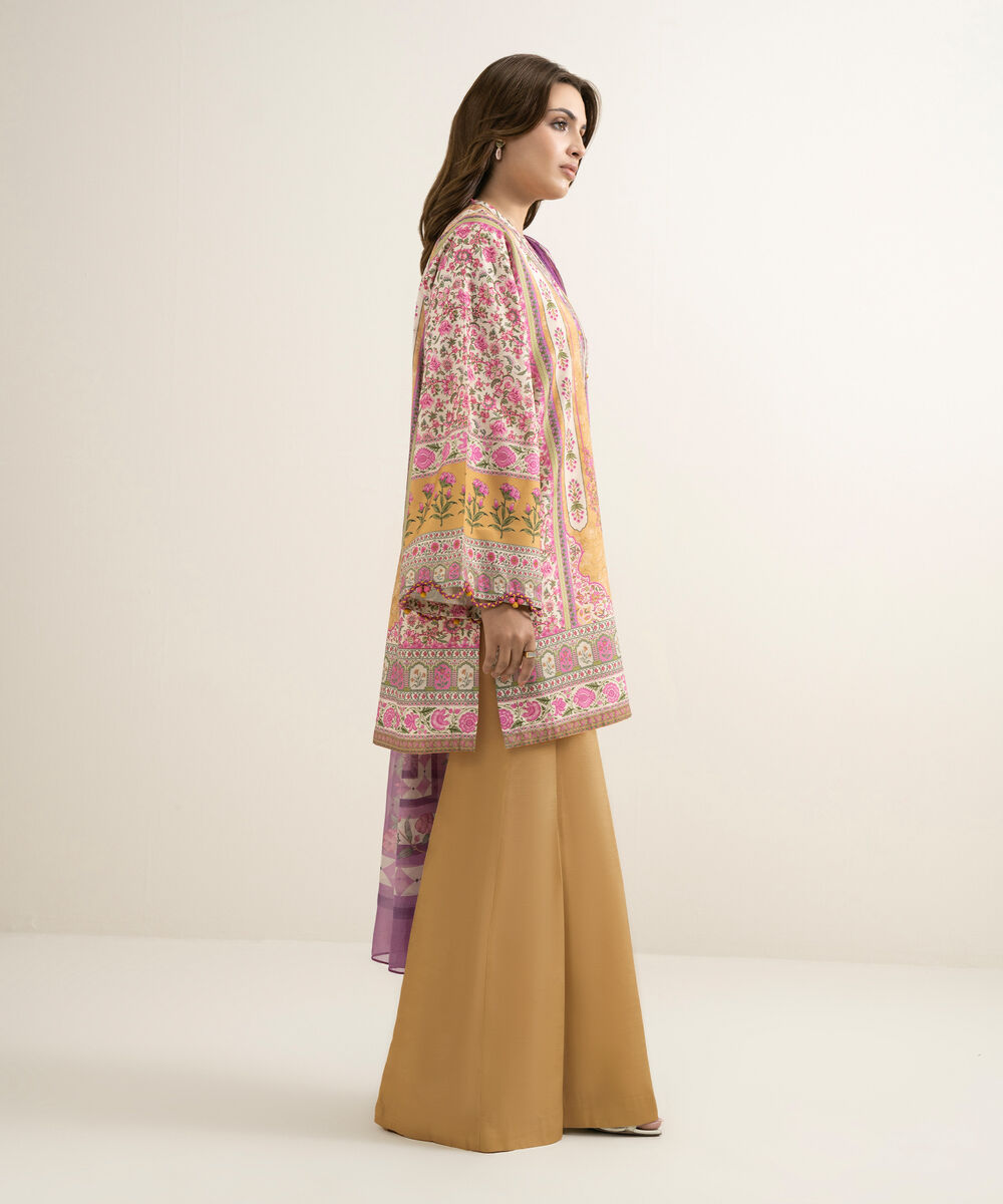 Women's Unstitched Blended Grip Silk Embroidered Multi 3 Piece Suit