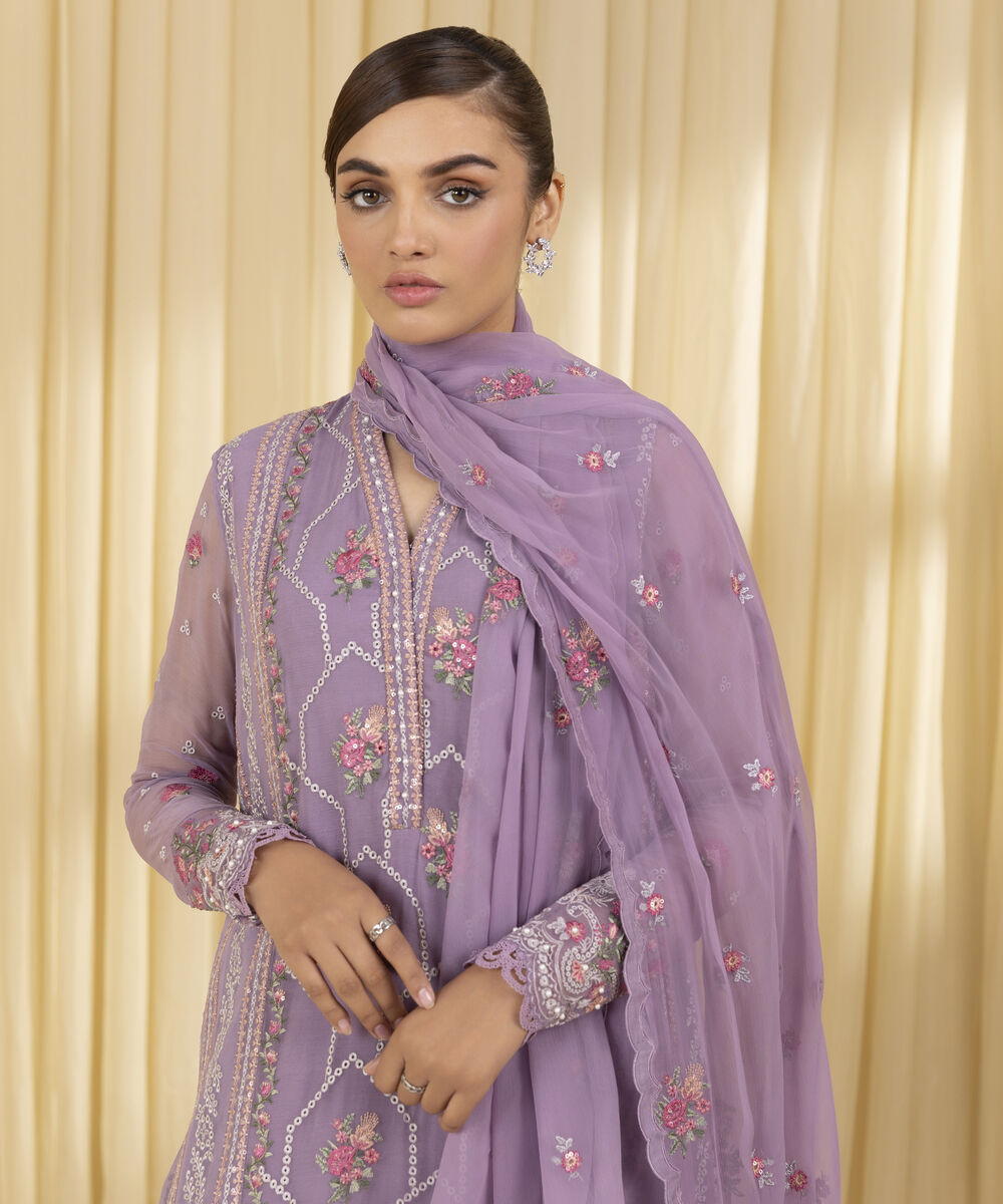 Unstitched Women's Pink Crinkle Chiffon 3 Piece Suit