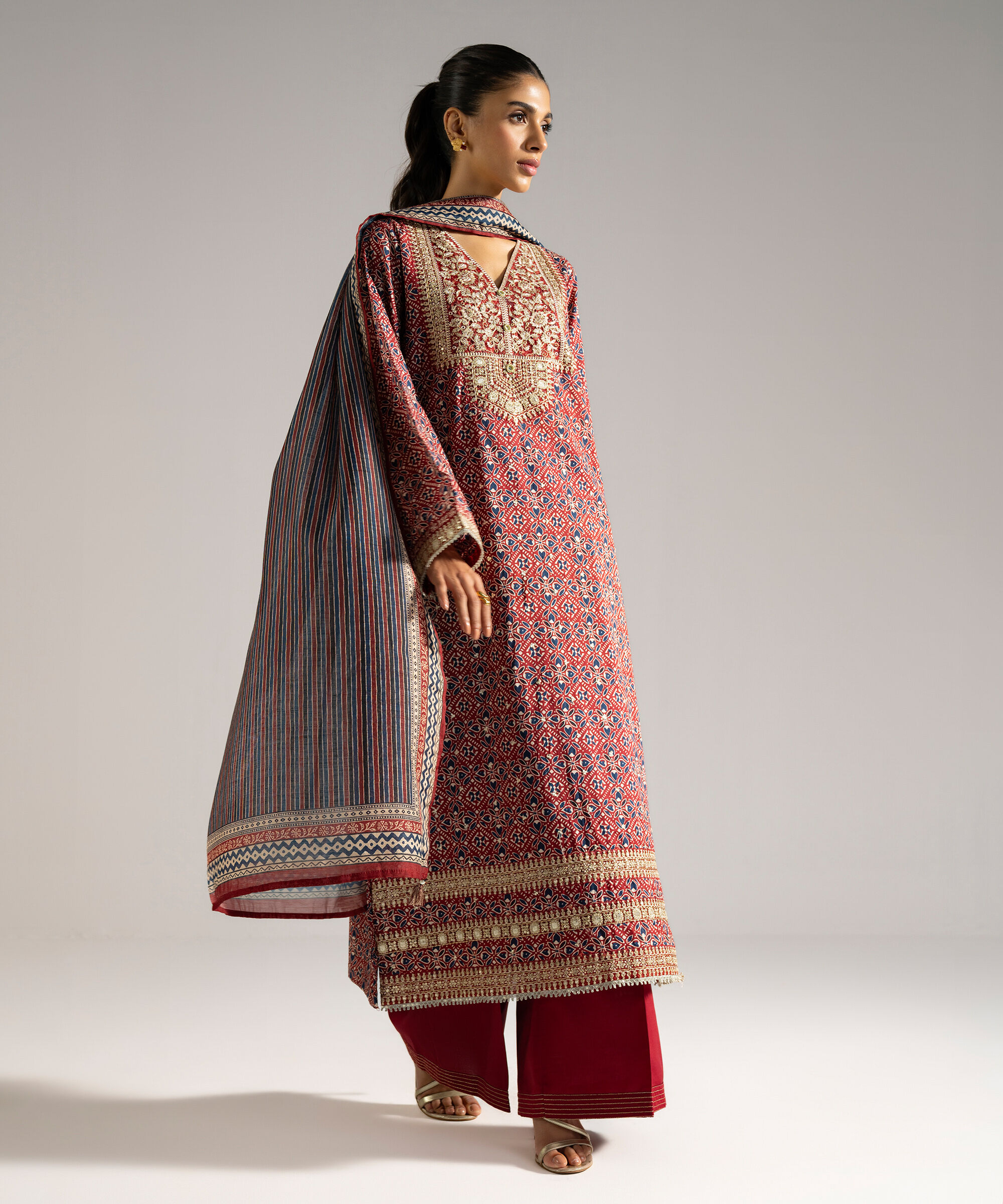 Retail Price: 14990/-PKR