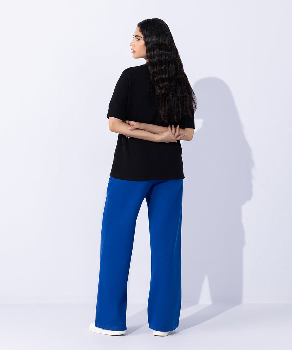 Woman - Black Raised Ribbed T-Shirt