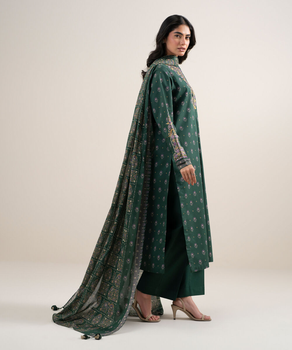 Women's Unstitched Lawn Embroidered Green 3 Piece Suit