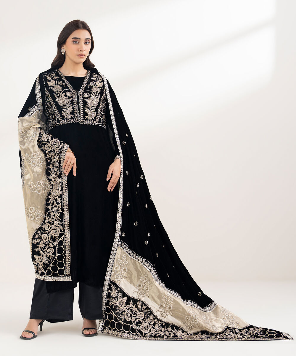 Women's RTW Velvet Embroidered Black Shawl