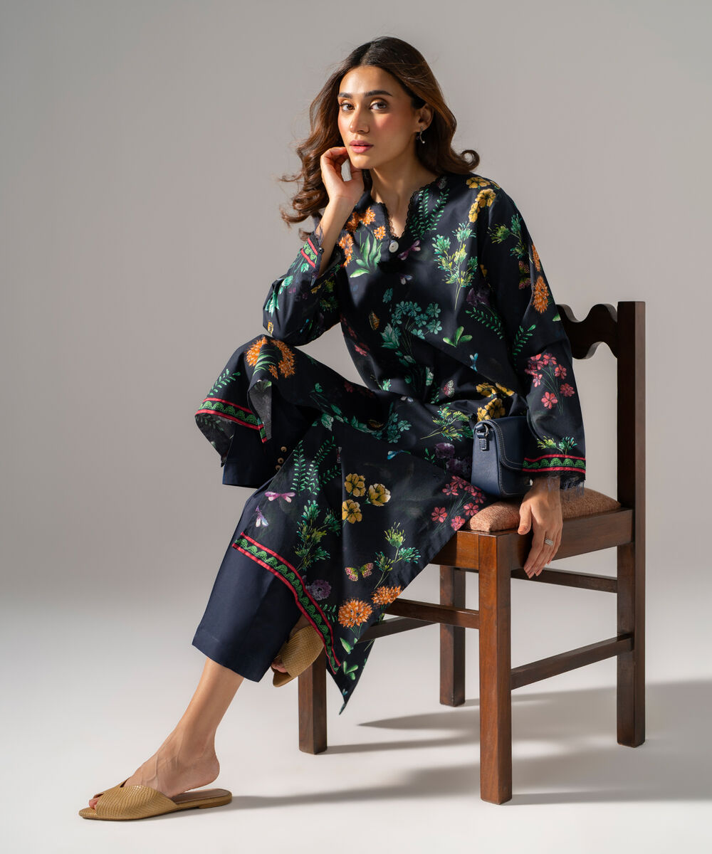 Women's RTW Cambric Printed Black Straight Shirt