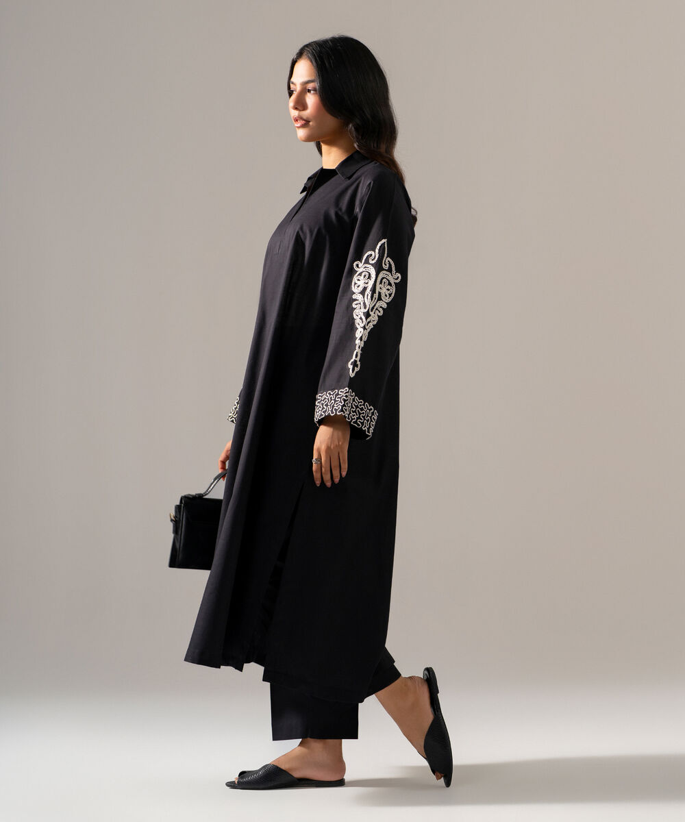Women's RTW Cross Hatch Solid Embroidered Black Straight Shirt