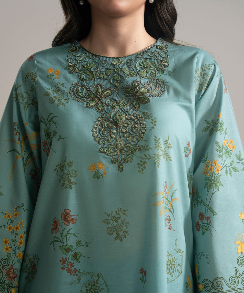 Women's RTW Slub Lawn Embroidered Blue 3 Piece Suit