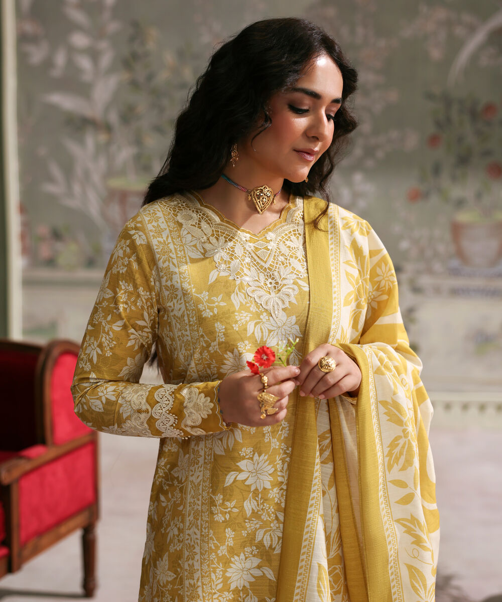 Women's Unstitched Light Khaddar Embroidered Yellow 3 Piece Suit