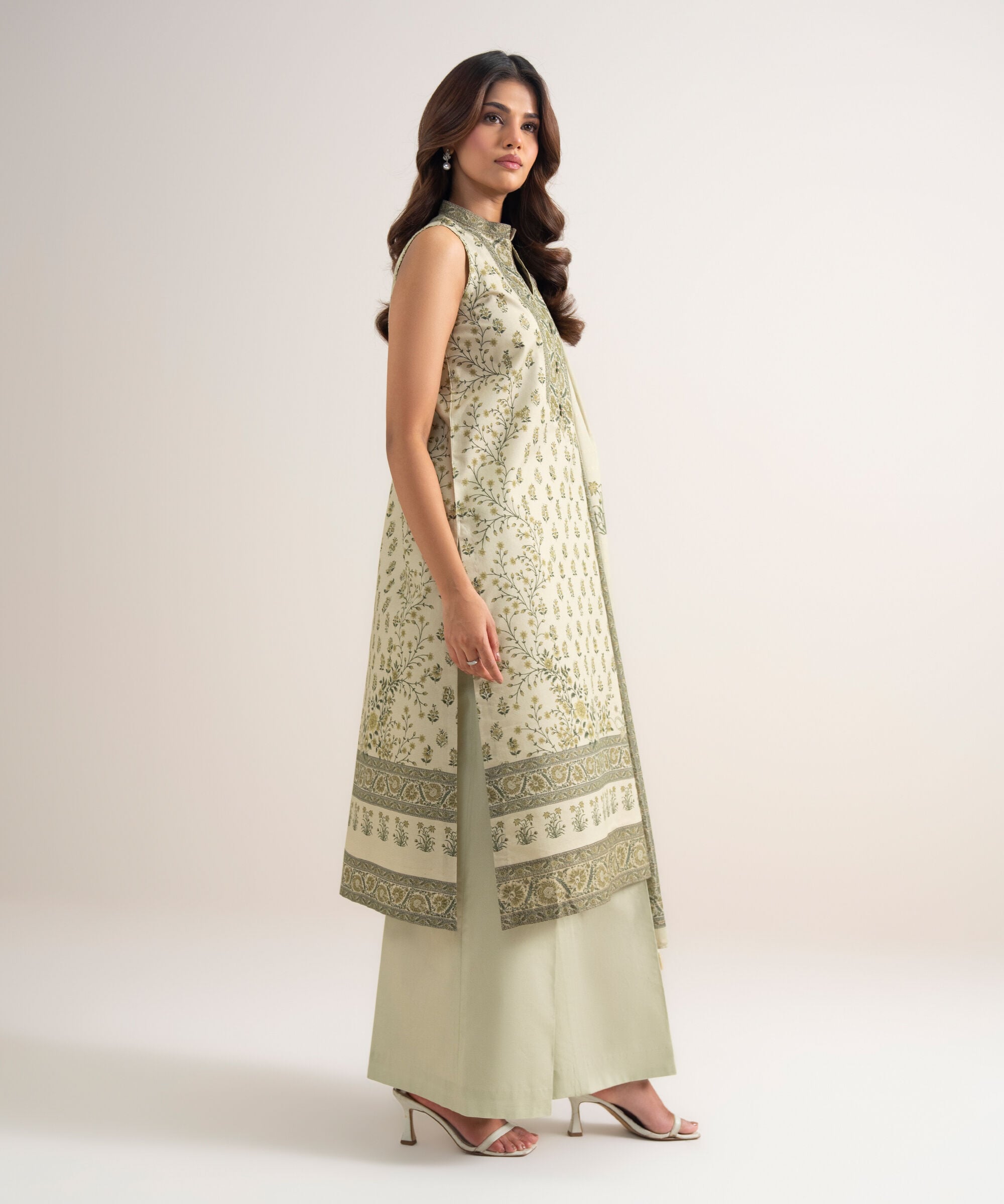 Unstitched 3 PC 0U3PDYS26V75