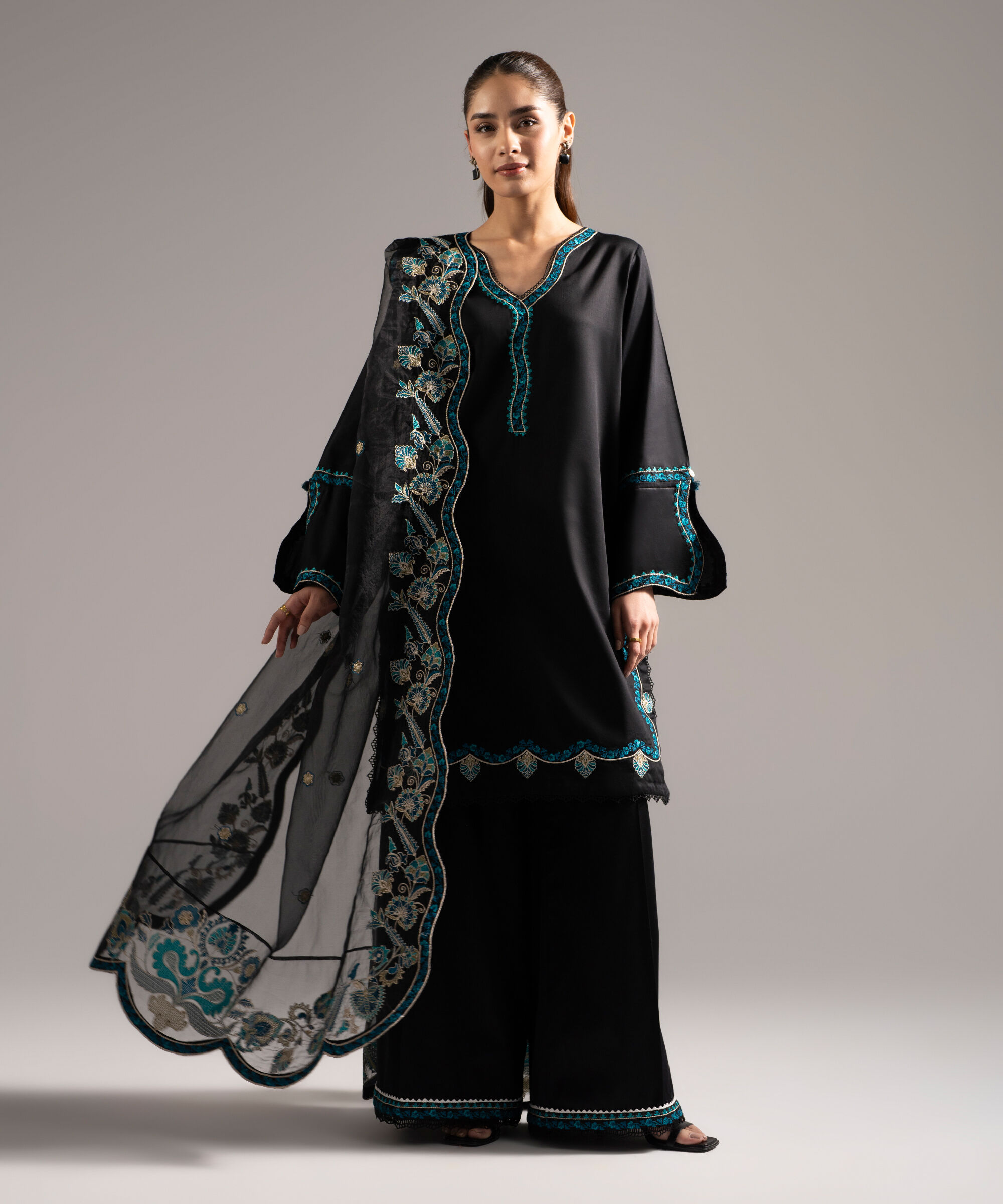 Organza Dupatta P26CHMV6200D