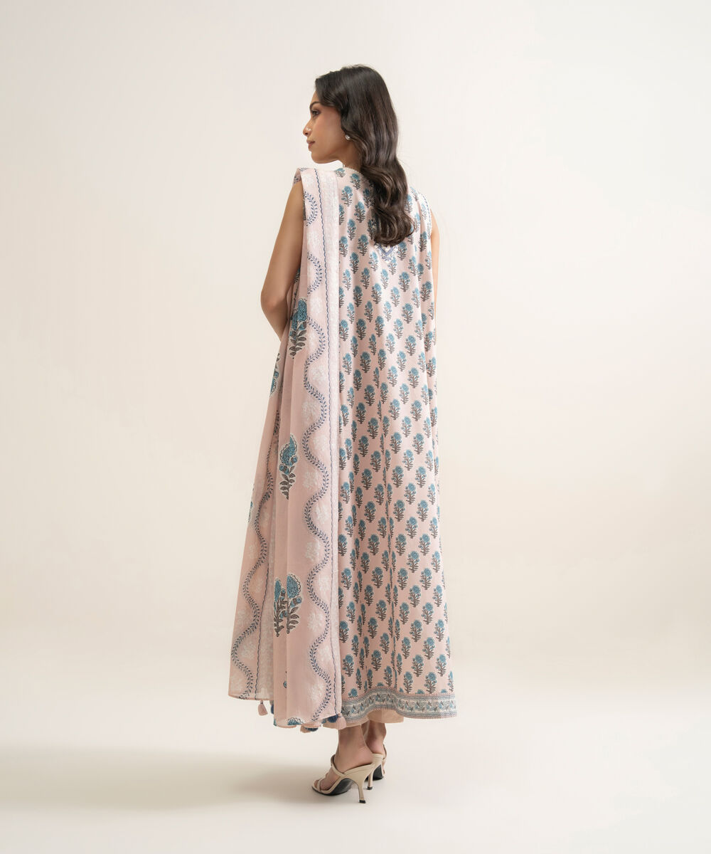Women's Unstitched Lawn Embroidered Light Pink 3 Piece Suit