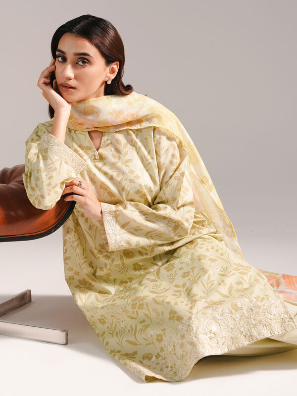3 Piece - Embroidered Zari Lawn Suit