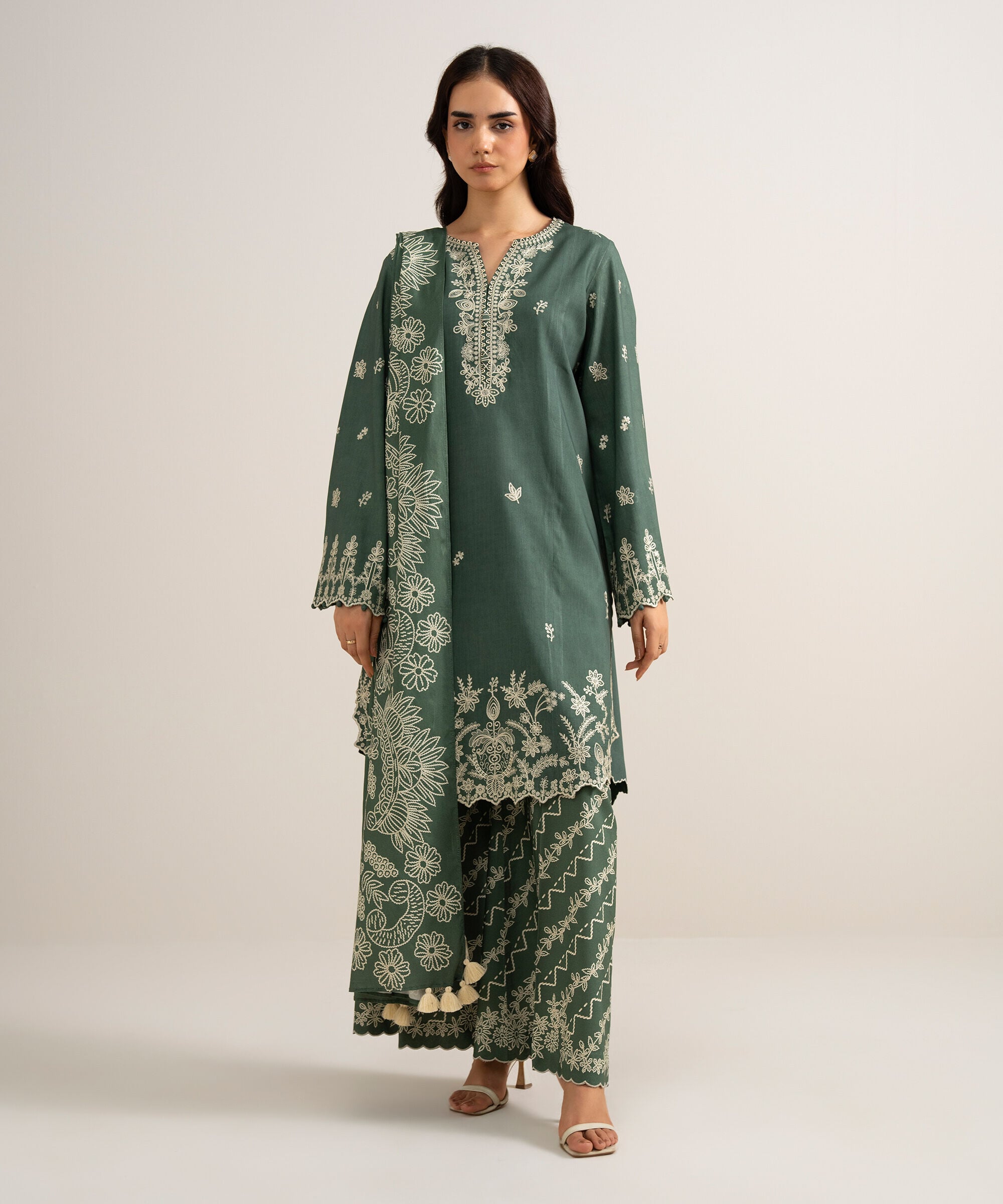 Retail Price: 6590/-PKR