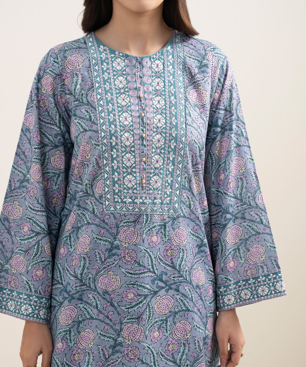 Women's RTW Dobby Embroidered Lilac 2 Piece Suit