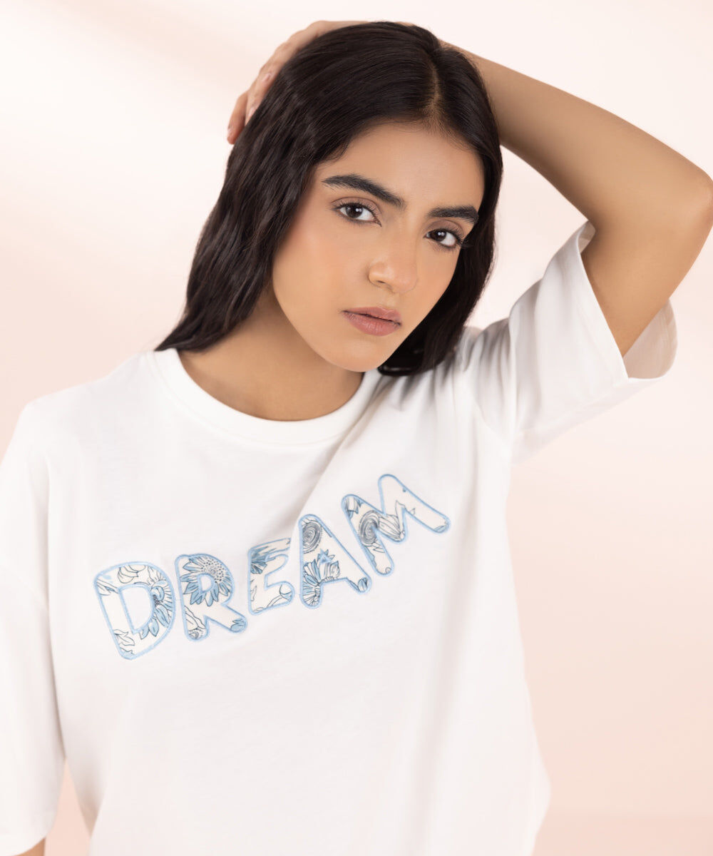 Women's Sleepwear T-Shirt With Applique