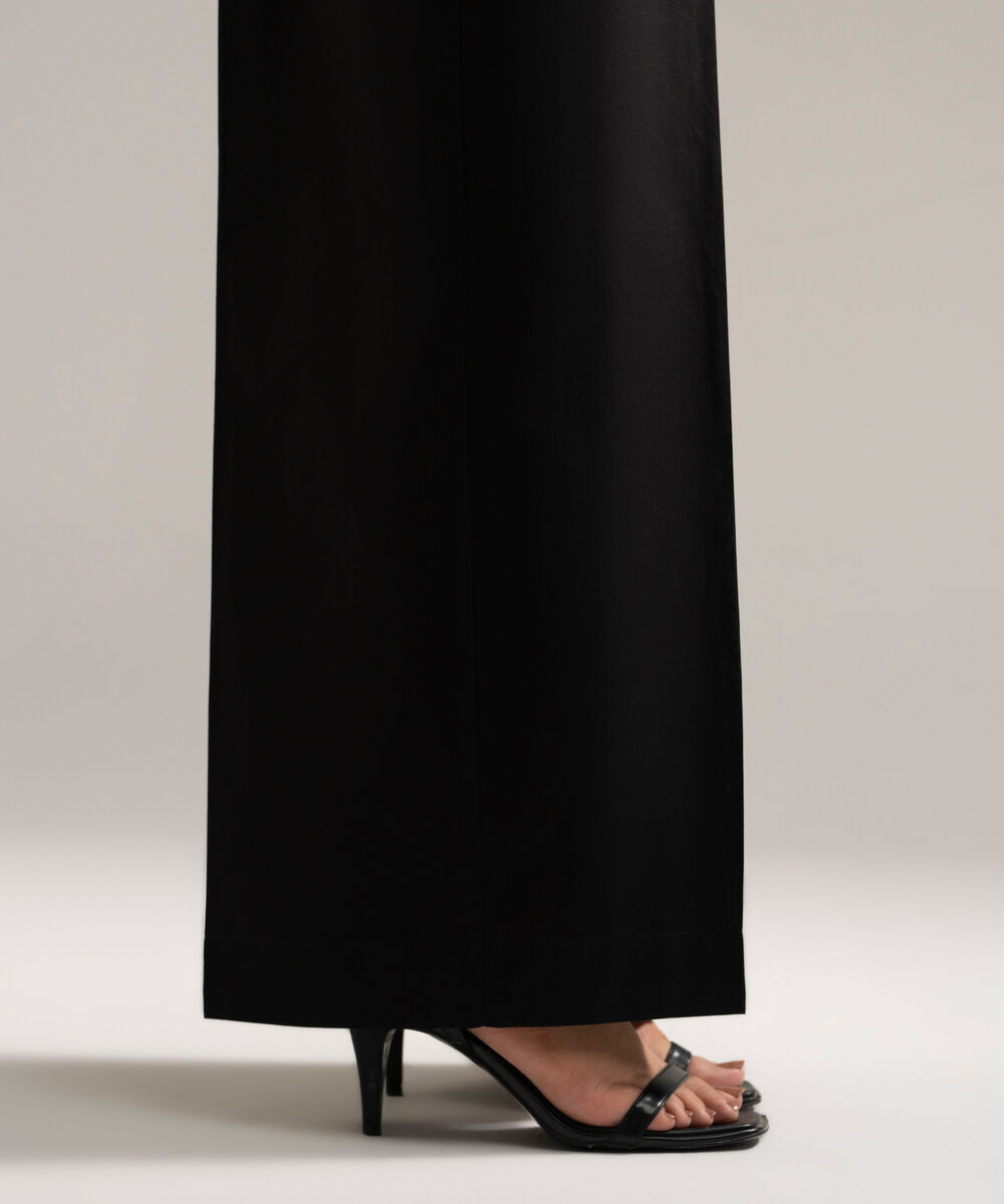 Women's RTW Cambric Solid Black Culottes
