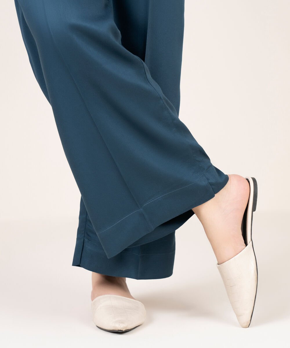 Women's RTW Bedford Solid Blue Culottes