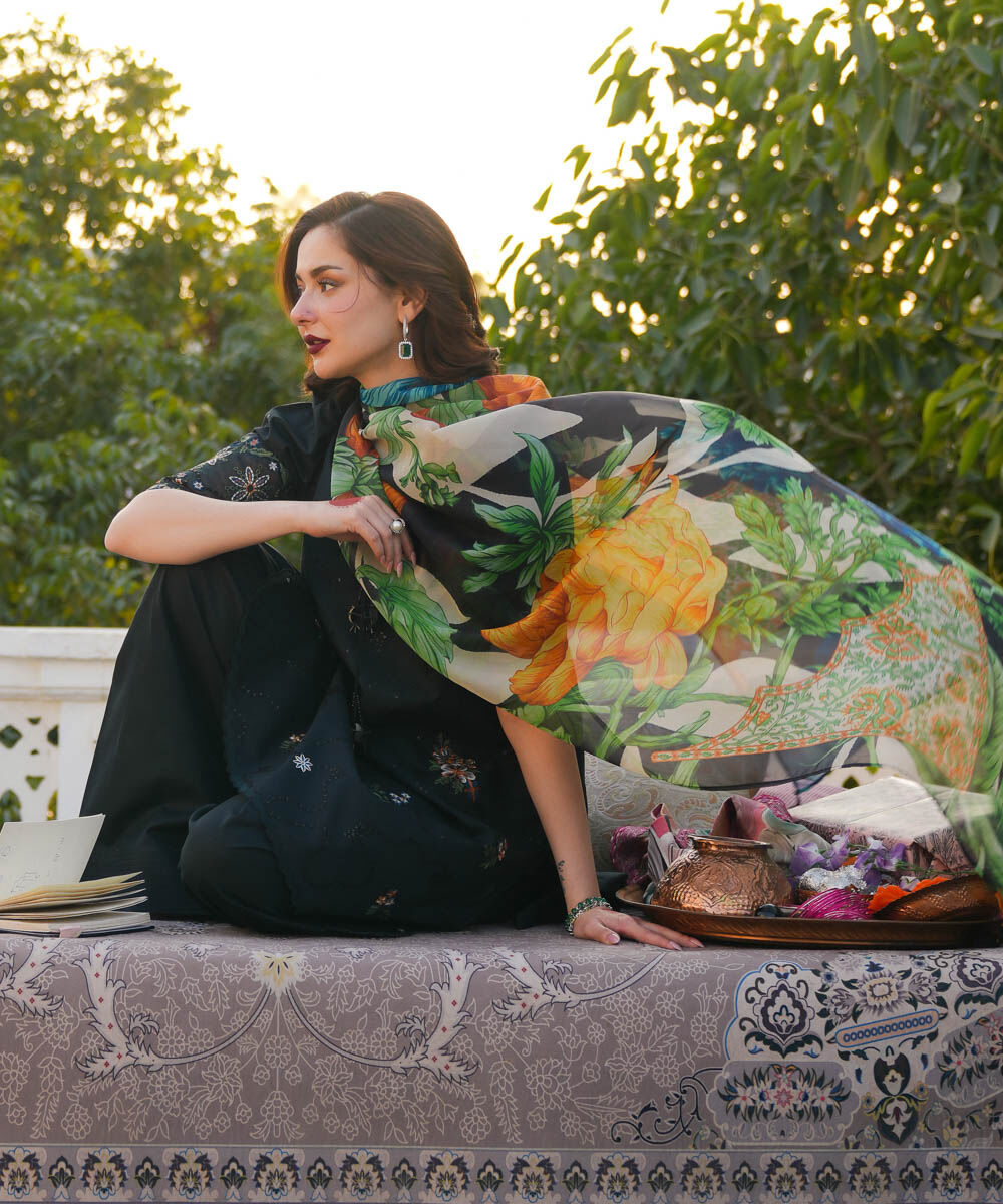 Woman - Black 3 Piece - Embroidered Cotton Suit