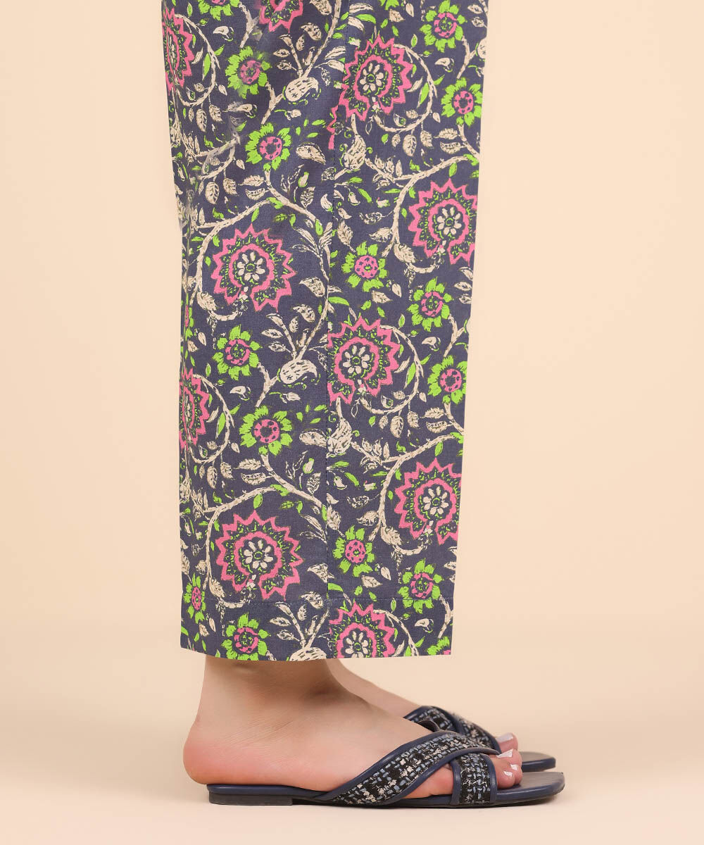 Women's Pret Cambric Multi Printed Straight Pants