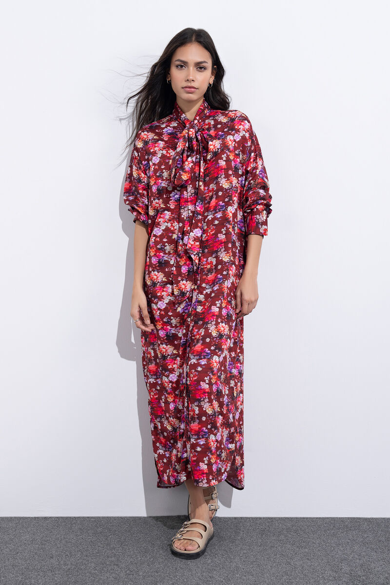 Dress With Knot Detail