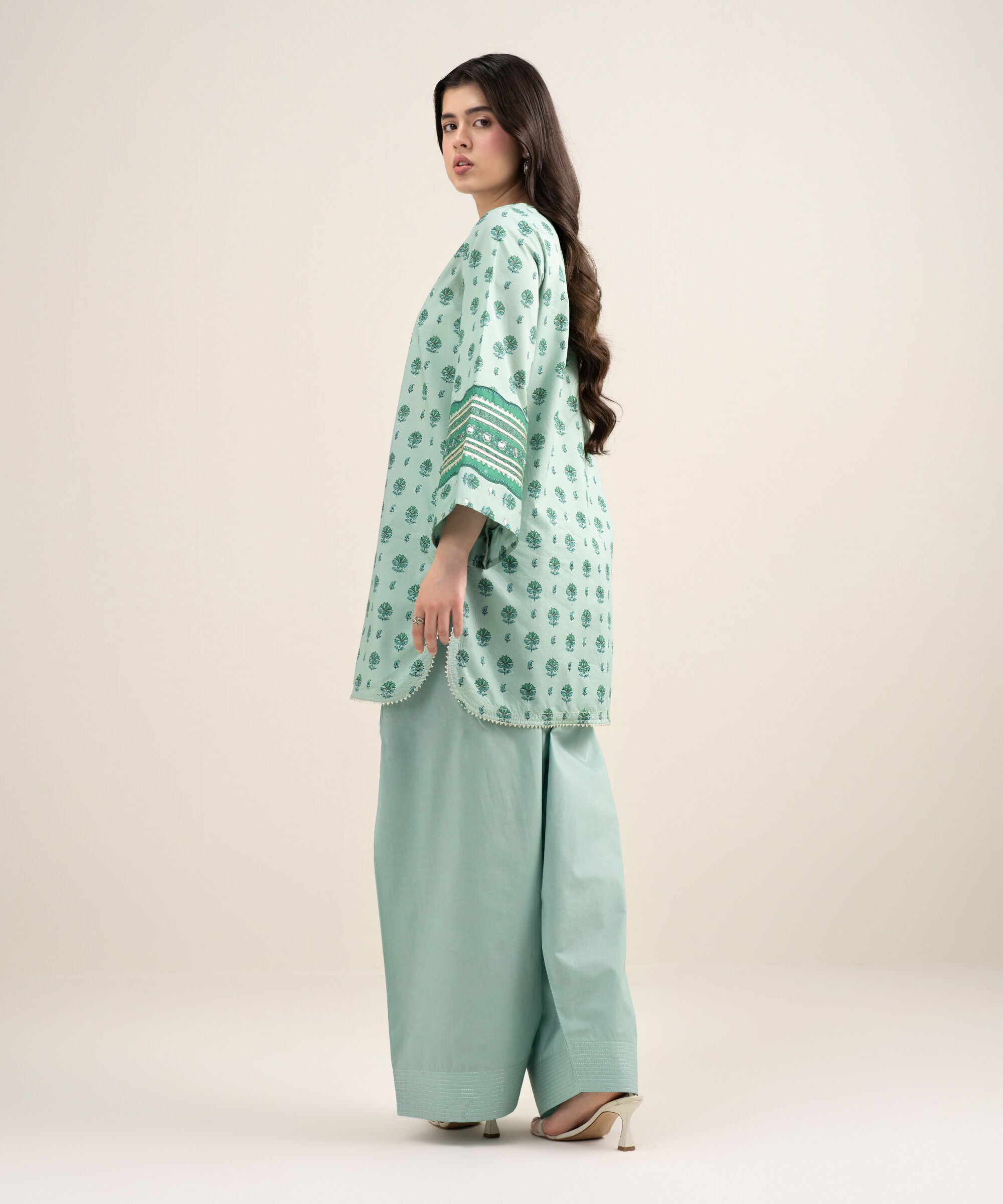 Unstitched 2 PC U2TDDS26V315
