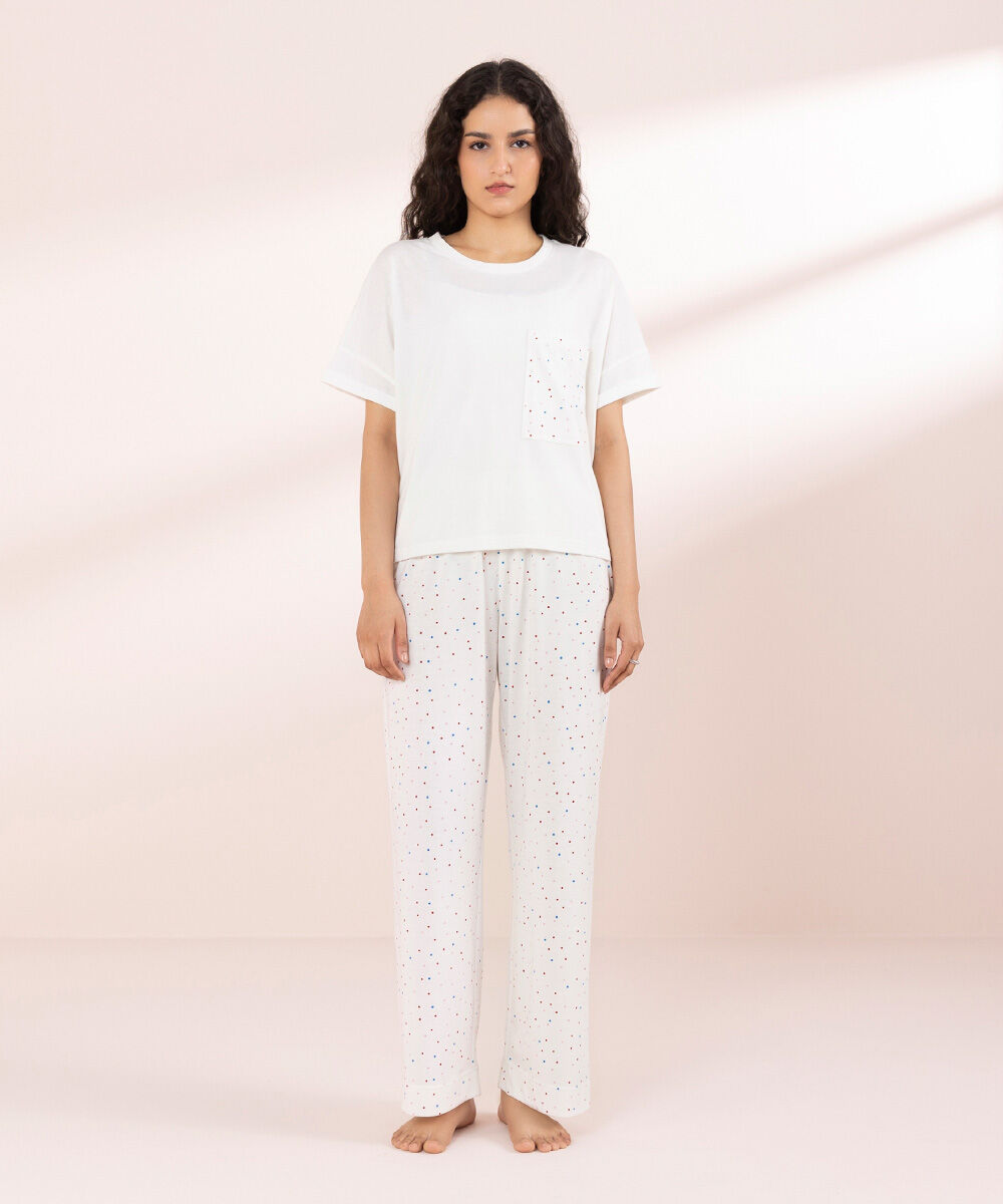 Womens White Sleepwear T-Shirt With Printed Pocket