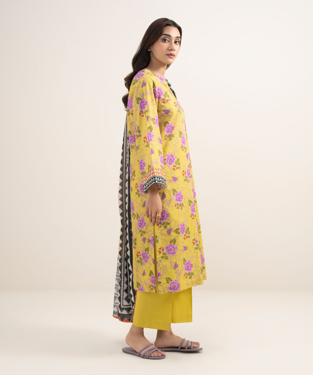 Women's RTW Slub Lawn Printed Black 3 Piece Suit