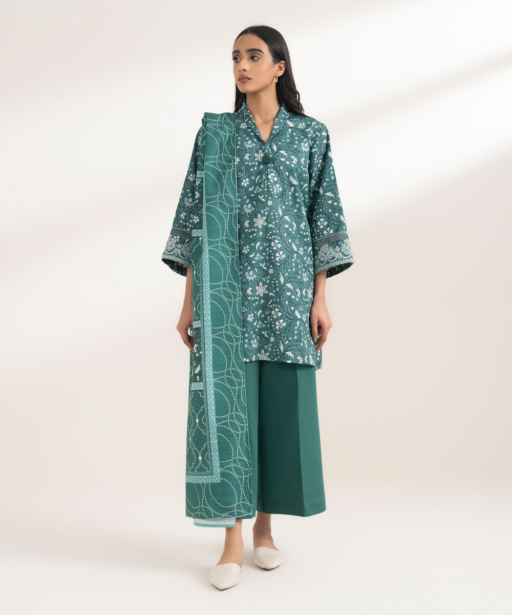 Women's RTW Khaddar Embroidered Green 3 Piece Suit