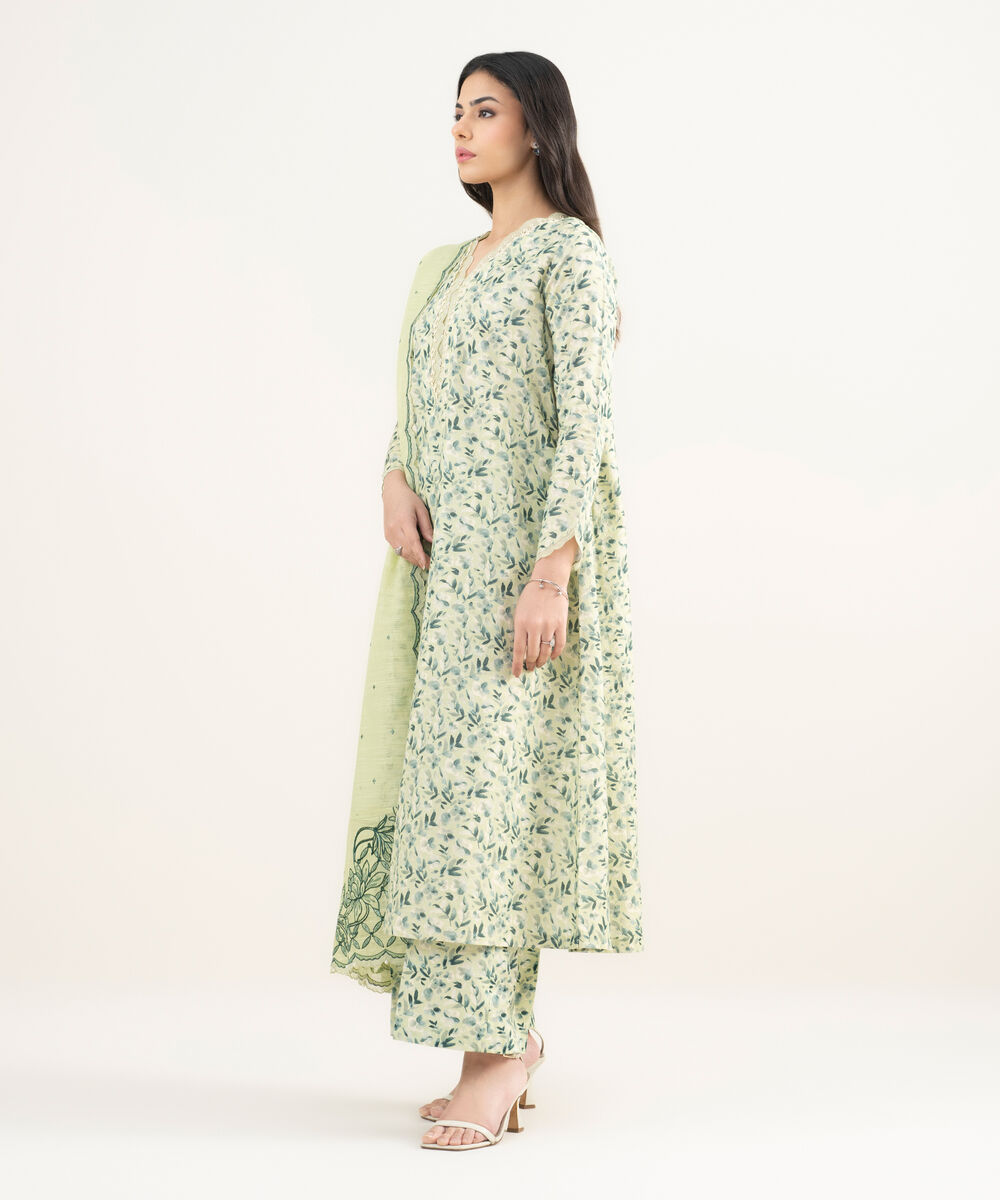 Women's Unstitched Zari Lawn Embroidered Green 3 Piece Suit