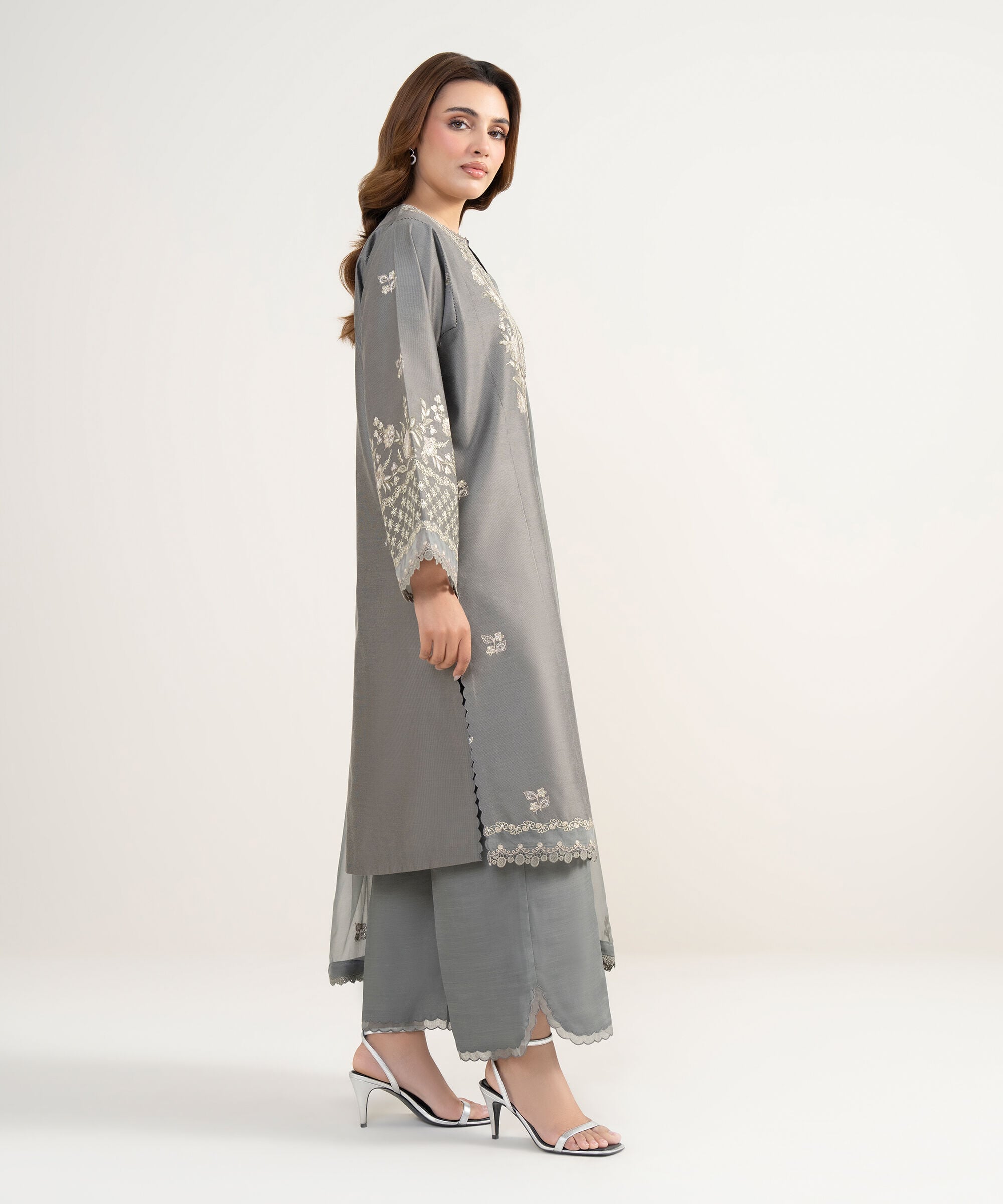 Unstitched 3 PC U3FELXS26V35