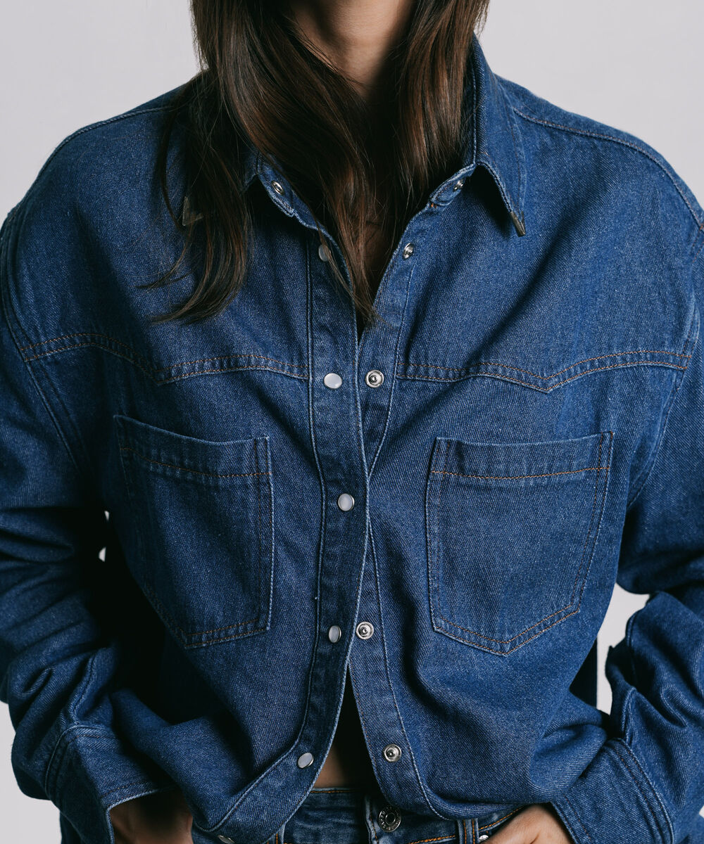 Women's Western Wear Blue Metal Tipped Denim Shirt