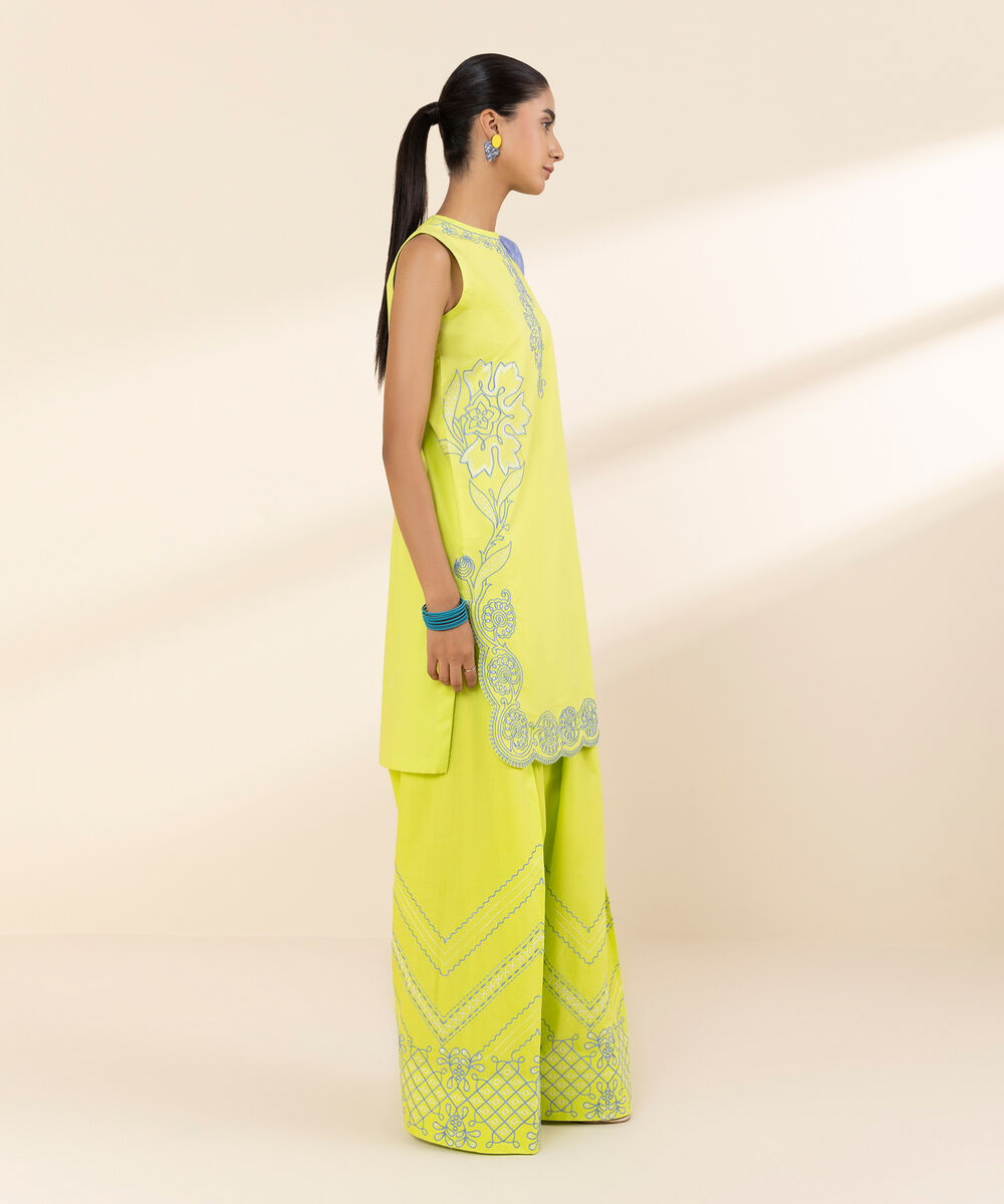 0U3PEST25V52 Unstitched 3 PC 0U3PEST25V52