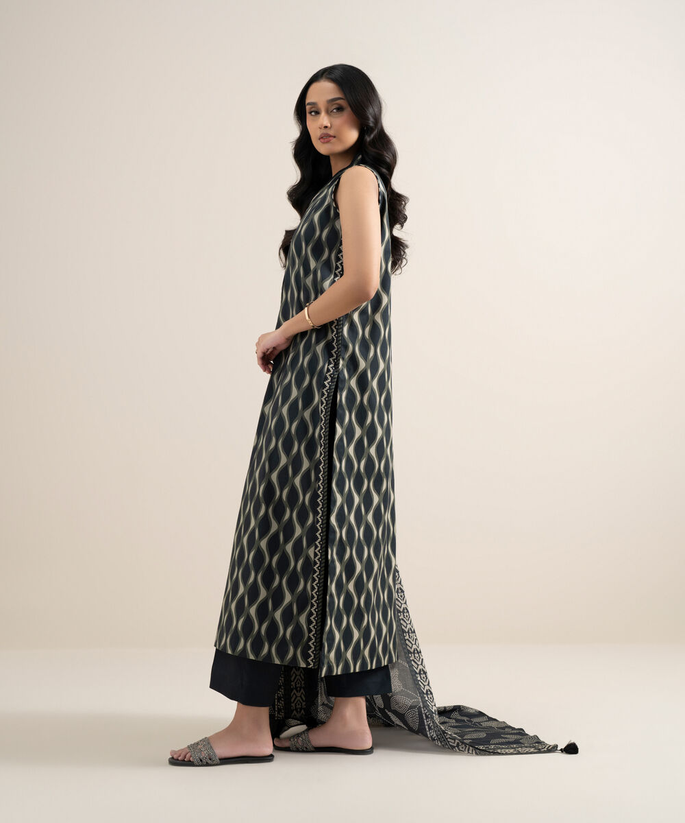 Women's Unstitched Lawn Printed Black 3 Piece Suit